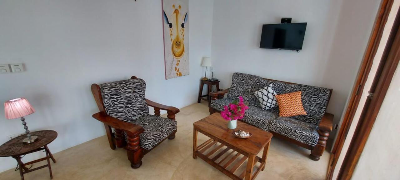 Moyo Apartment Пвани Мчангани Екстериор снимка
