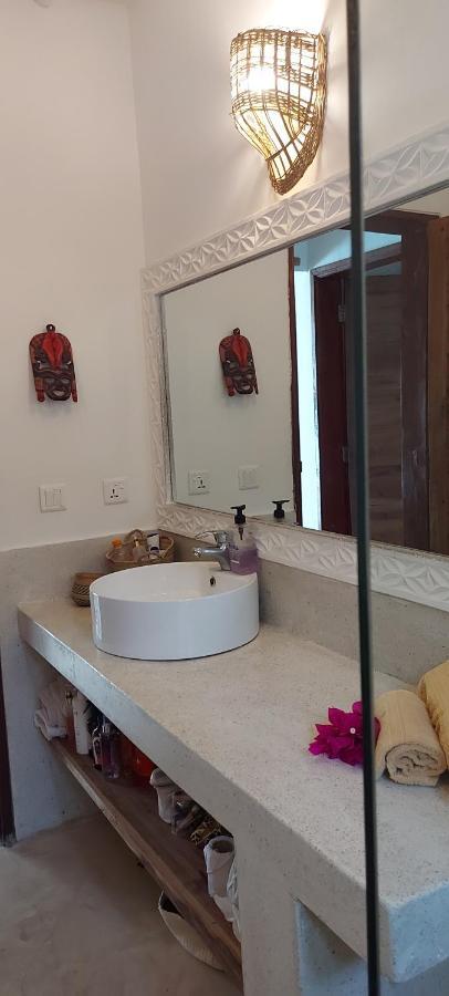 Moyo Apartment Пвани Мчангани Екстериор снимка