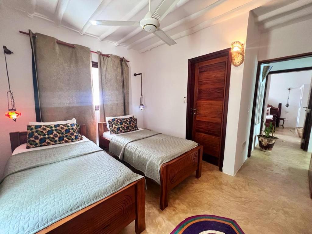 Moyo Apartment Пвани Мчангани Екстериор снимка